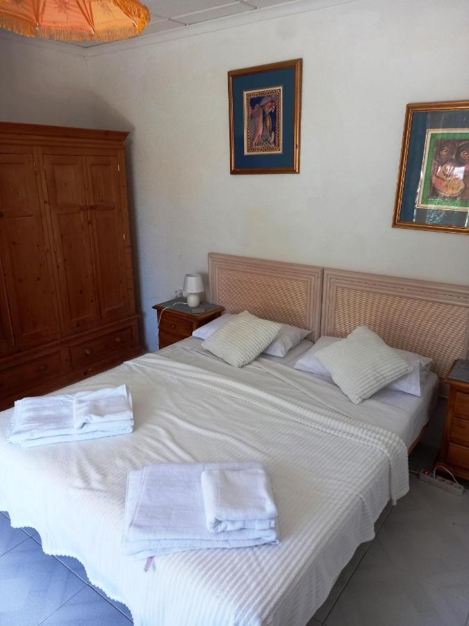 Hotel Tara Casa à Carthagène Extérieur photo